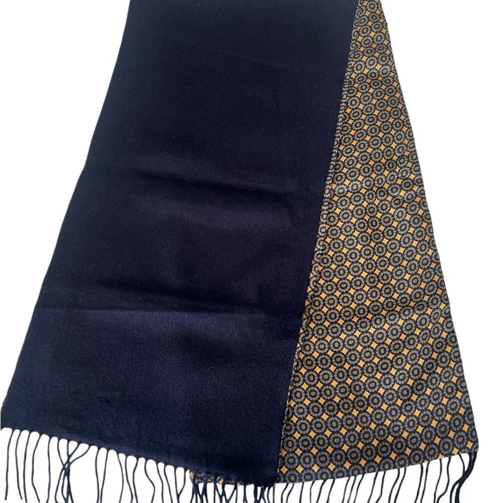 Saks Fifth Avenue Gold and Black Luxurious Cashmere and Silk Scarf - Picture 2 of 3